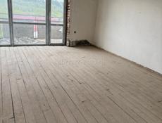 Продается квартира в селе Нижняя Эшера