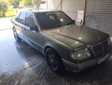 Mercedes-Benz 124