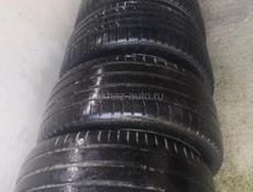 диск с шинами R 21.295/35/  и R18.255/55.