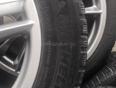 диск с шинами R 21.295/35/  и R18.255/55.