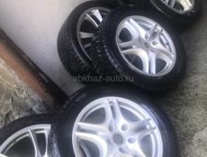 диск с шинами R 21.295/35/  и R18.255/55.