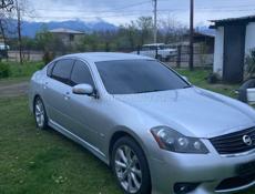 Nissan fuga