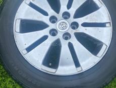 Диски на альфард 225 60 r17 две шины хорошие две желательно менять 
