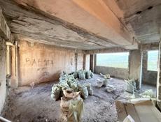 Продам двухкомнатную военную квартиру с видом на море и горы 
