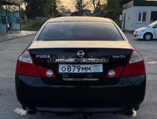 Nissan fuga