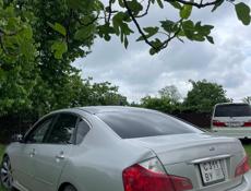 Nissan fuga