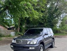 Lexus LX