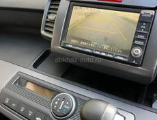 Honda FR-V