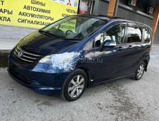 Honda FR-V