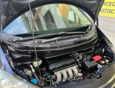 Honda FR-V