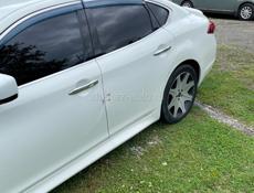 Nissan fuga