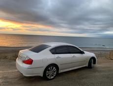 Nissan fuga