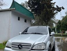 Mercedes-Benz ML