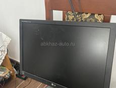 Продаются системные блоки и мониторы 
