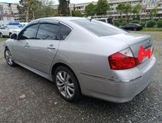 Infiniti M35