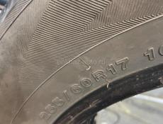 R17 255/60 