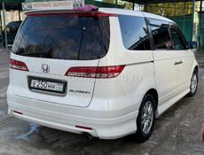 Honda Еlysion