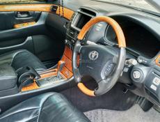 Toyota Celsior