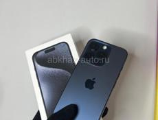 iPhone 15 pro 256 g 🔋87%