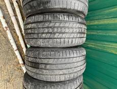 235/50 r17