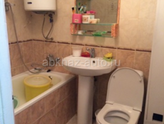 1 комнатная квартира по улице. Басария ц.35 тыс в месяц.Сухум.