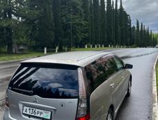 Mitsubishi Grandis