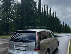 Mitsubishi Grandis
