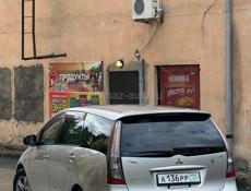 Mitsubishi Grandis