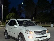 Mercedes-Benz ML