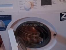 Продам машинку стиральную купили как месяц.