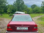 Mercedes-Benz 124