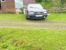 Audi 100 Avant