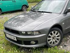 Mitsubishi Galant