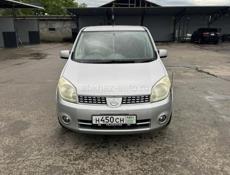 Nissan Lafesta