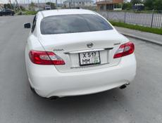 Nissan fuga