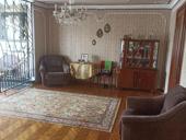 4-комнатная в центре Гагры