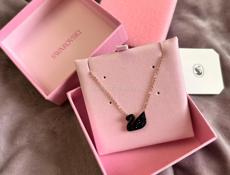 Swarovski подвеска Iconic Swan-лебедь