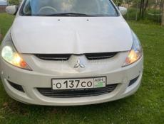 Mitsubishi Grandis
