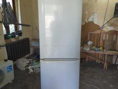 Холодильник Ariston 200cm