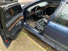 BMW E39 