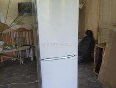 Холодильник Indezit 200cm