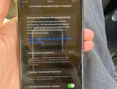 Продаю Айфон 8+ 