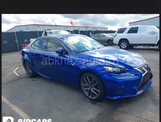 Lexus IS