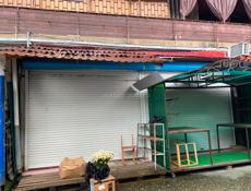 Продается торговое помещение в центре рынка , самое проходное место 
