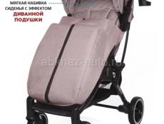 Коляска прогулочная всесезонная