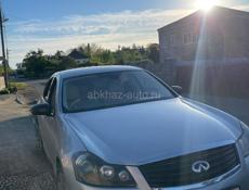Nissan fuga