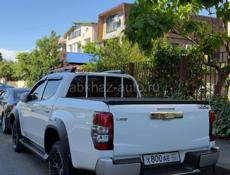 Mitsubishi L 200