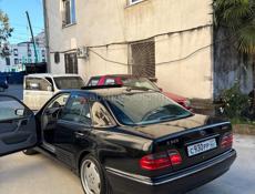 Mercedes-Benz E-Класс