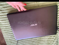 Ноутбук ASUS