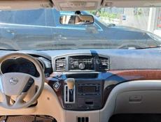 Nissan Quest